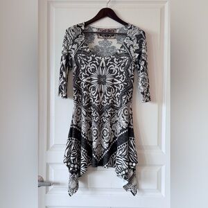 Vintage 90’s Y2K Black and White Asymmetrical Dress